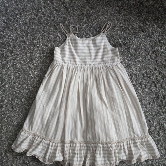 Tahari Other - Tahari Girl Dress White And Cream Striped Size 8